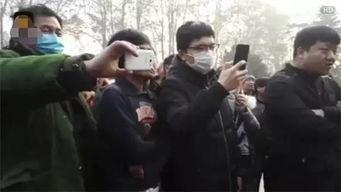 郑州大妈吃瓜视频大全集,趣味横生的社区生活剪影 第1张 郑州大妈吃瓜视频大全集,趣味横生的社区生活剪影 第1张