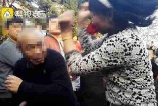 新建吃瓜群众打架事件视频,一幕引发热议的打架事件  第3张