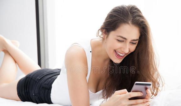 老公看吃瓜视频怎么办呀,如何应对老公沉迷吃瓜视频的困扰