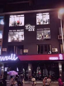 吃瓜夫妻探店视频,揭秘网红美食背后的故事