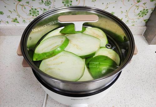 嫩方瓜可以蒸着吃嘛视频,简单美味,营养满分 第3张 嫩方瓜可以蒸着吃嘛视频,简单美味,营养满分 第3张