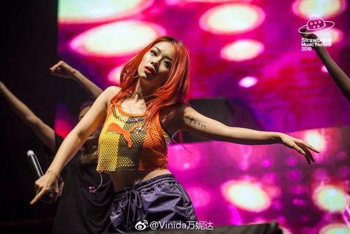 万妮达吃瓜达人是谁啊视频,揭秘万妮达“吃瓜达人”称号背后的故事  第2张