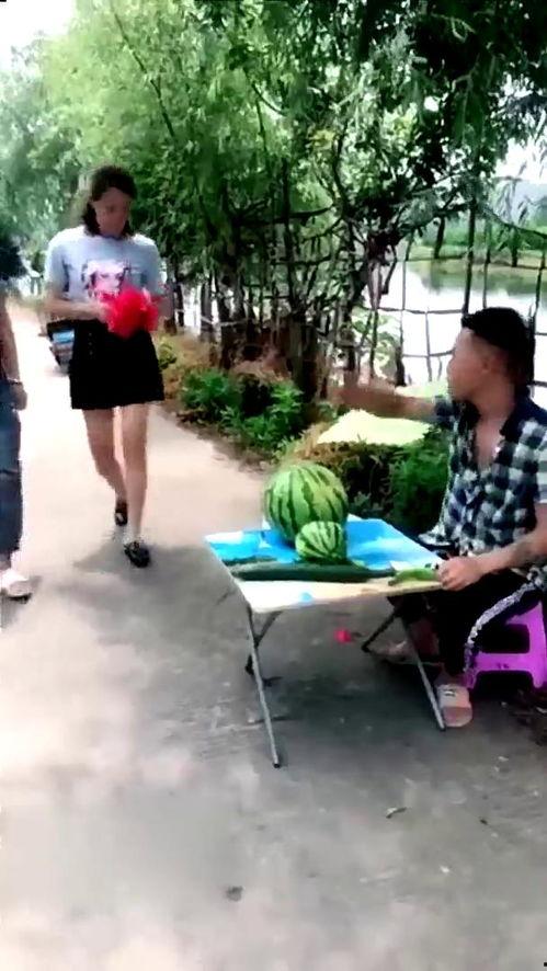 吃瓜看的搞笑视频大全,笑料横生！吃瓜群众必看的搞笑视频大盘点  第2张