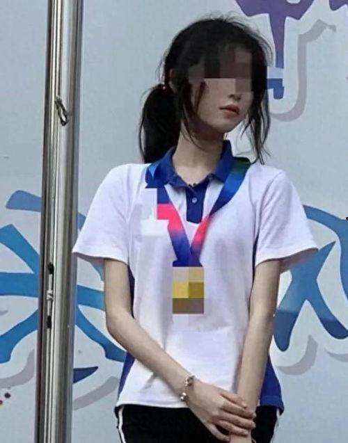 闺蜜内涵吃瓜视频素材大全,揭秘视频素材大全背后的趣味世界  第2张