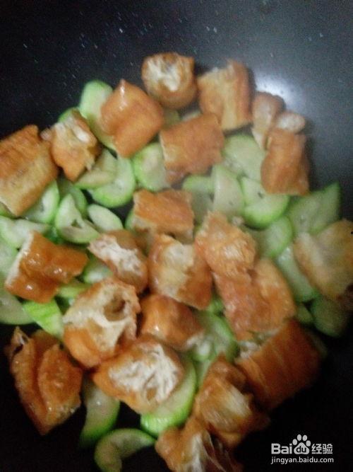 茭瓜可以怎么做菜吃呢视频,视频教你轻松烹饪 第3张 茭瓜可以怎么做菜吃呢视频,视频教你轻松烹饪 第3张