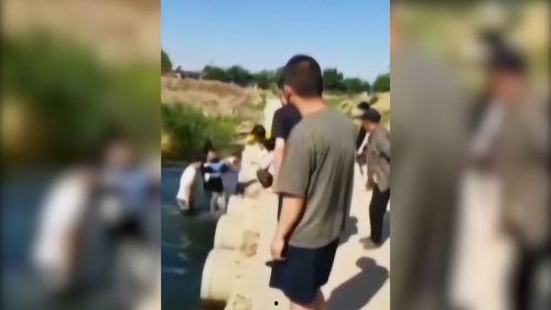 女孩吃瓜全家围观视频 第3张 女孩吃瓜全家围观视频 第3张