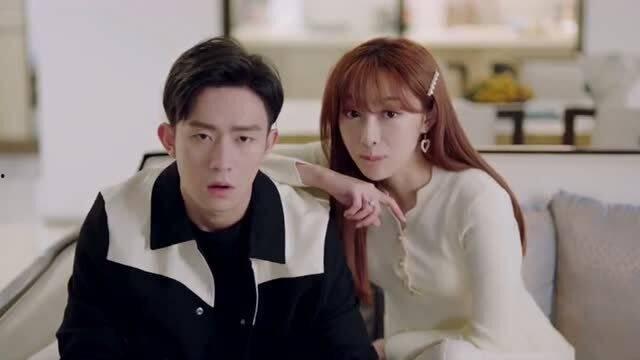 吃瓜国外情侣视频,吃瓜网友捕捉国外情侣甜蜜视频  第2张