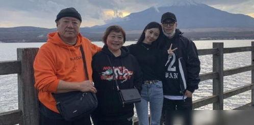 爆料吃瓜视频在线婚闹,揭秘网络直播中的另类婚礼狂欢  第2张