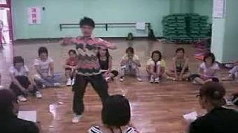 潍坊跳舞吃瓜群视频,欢乐瞬间,网络热传的社区风采 第3张 潍坊跳舞吃瓜群视频,欢乐瞬间,网络热传的社区风采 第3张