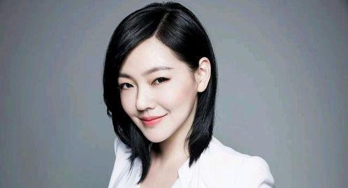 老嫂子吃瓜博主视频下载,揭秘老嫂子吃瓜博主视频背后的故事  第2张