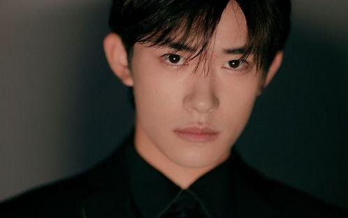 易烊千玺电影吃瓜视频,揭秘拍摄花絮与幕后故事  第3张