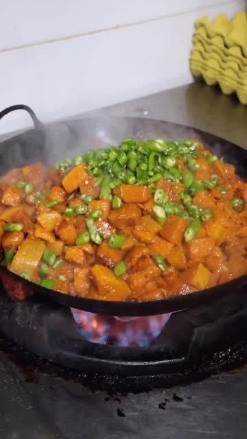 看着就有食欲吃瓜视频,视觉盛宴！跟着视频一起大快朵颐