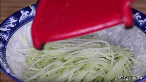 吃佛手瓜会生长吗视频,揭秘吃佛手瓜后的神奇变化  第2张