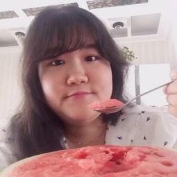 丑人吃瓜的视频,揭秘网络红人的另类魅力  第2张