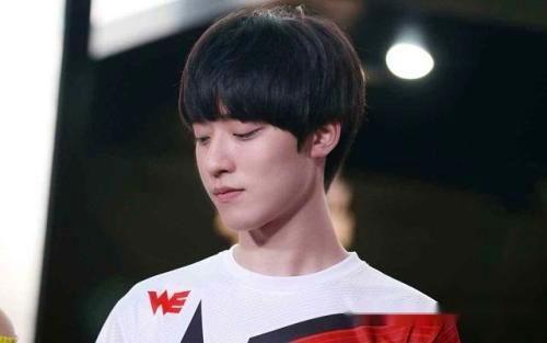 吃瓜we大舅子前妻视频,we大舅子前妻视频背后的真相  第3张